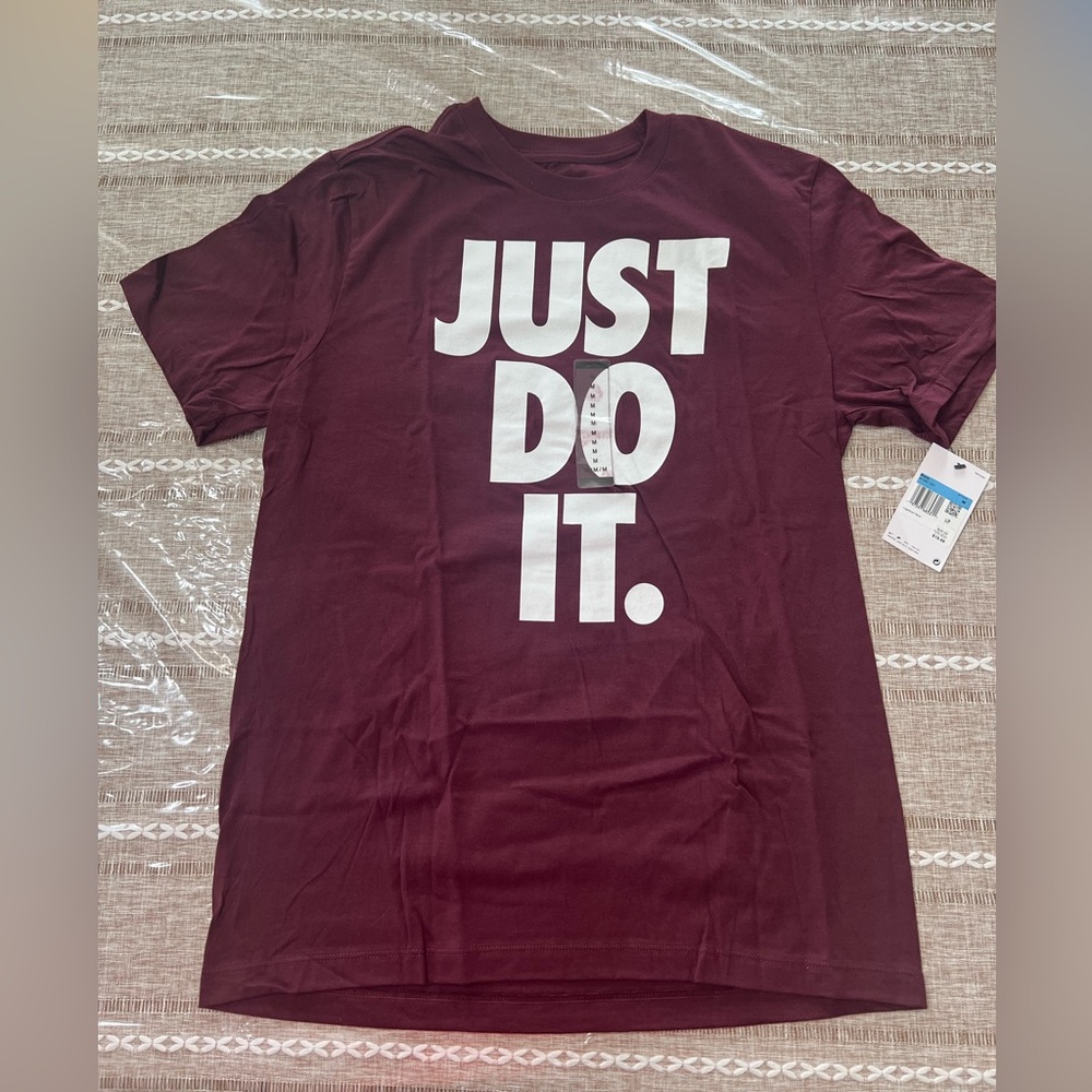 Nike Maroon 'Just Do It' T-Shirt